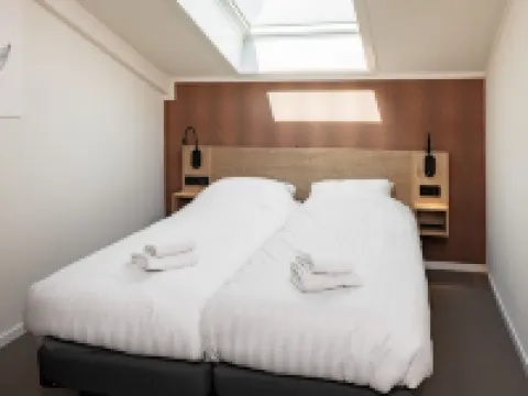 Sunny Dunimar Retreat