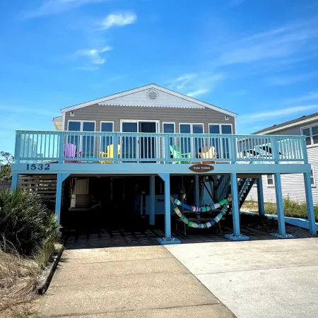Tiki Tides OBX 4-Bedroom Beach Box in Kill Devil Hills, Steps from the Beach!