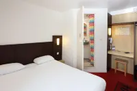Brit Hotel Essentiel Reims Taissy Hôtels à : Marne