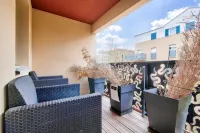 123Home - Suite & Spa XL Hotels in Chanteloup En Brie