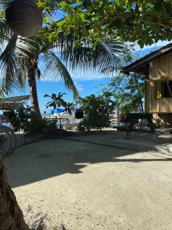 ZNA Beach House Отели рядом с достопримечательностью «Сплит»