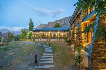 K2 Hotel by Green Pak Skardu Отели в г. Скарду