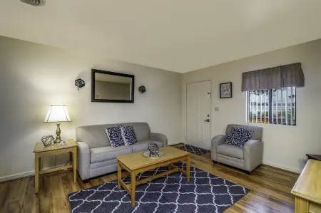 Affordable Corporate Suites of Overland Drive