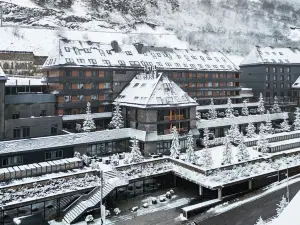 Hotel Val de Neu G.L.