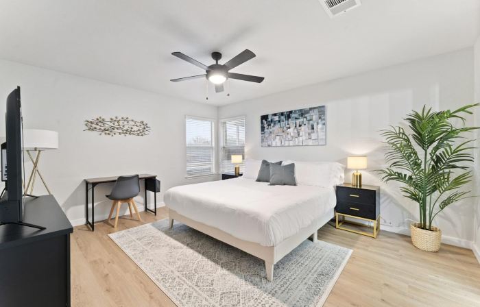 Modern & Homey 3Br Home, Remote Work Friendly, King Beds, Fast WiFi