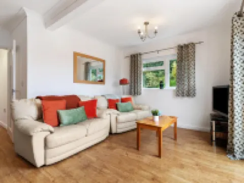 セント ヘレンズ  アパートメント 2  - ショート ウォーク トゥ ビーチ アムロスのホテル