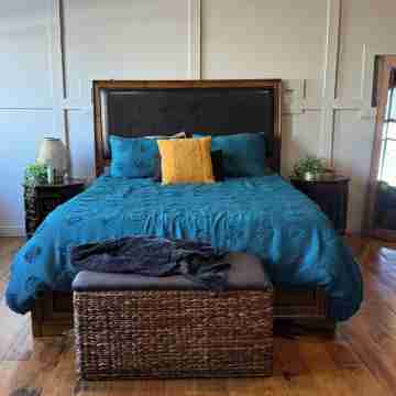 Charming studio apartment , free parking, WiFi in historic downtown Mobile Rooms