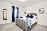 Exquisite 4-Bedroom Home in Katy with Pool Access - 4-Star
