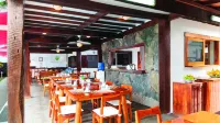 The Wooden House Hotel - breakfast