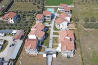 La Cittadella PT-6 by Wonderful Italy