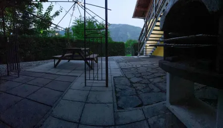 Lake View Lodges - Terrace