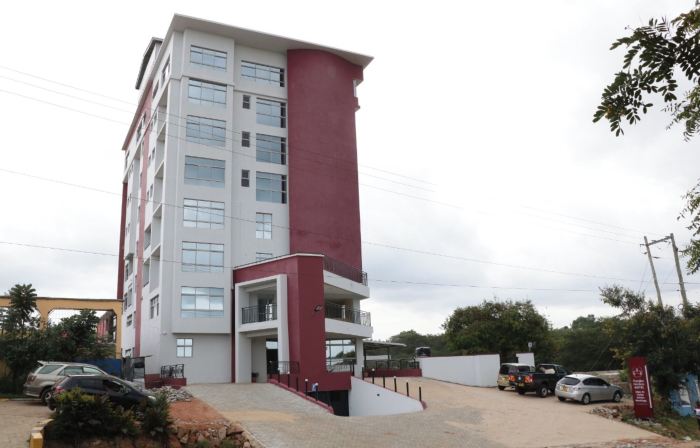 Paraiso Gardens Hotel Wote Town