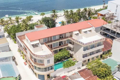 Rehendhi Villa Hotels in Maafushi