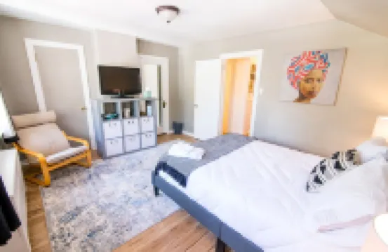 Apartment next to Cathedral in Historic Downtown Helena Hotels in 