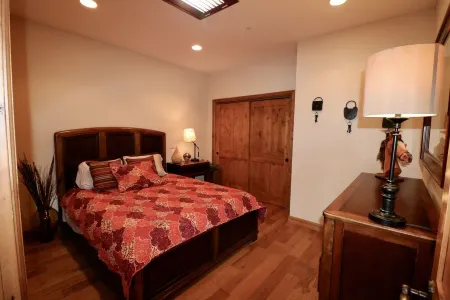 Luxury Downtown Durango Condo Отели в г. Дуранго