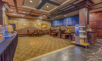 Days Inn & Suites by Wyndham West Edmonton