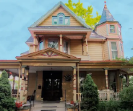 Player Piano - Gym - Victorian - 4 Bed