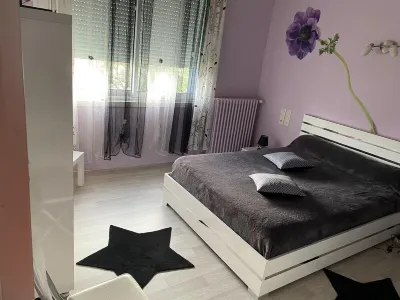 Totally independent apartment on the first floor of a detached house Hoteles cerca de E.Leclerc Bergerac