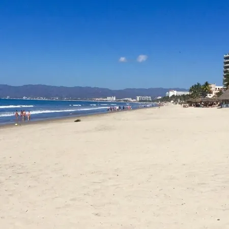 Beautiful Beach Front 3 Bdrm All with Ensuites Condo Playa Royale Nuevo Vallarta