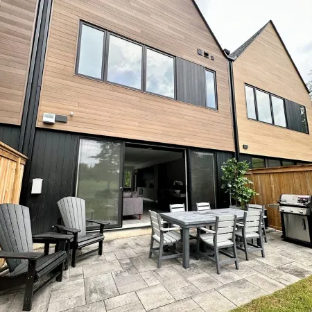 Luxury Villa 3 Bedroom Villa Located in Muskoka Bay Golf and Resort