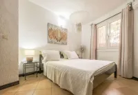 Saly Residence Safari - Villa with Private Pool 50 Meters From the Beaches Hotels in 