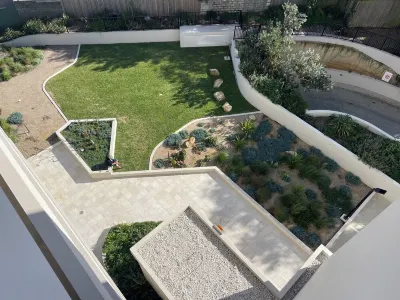 Amazing Beach Views from 5th Floor Apartment 타마라마 비치 주변 호텔