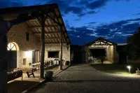 house classified with private swimming pool on 2 hectares with view Hotels in Sainte-Colombe-de-Villeneuve