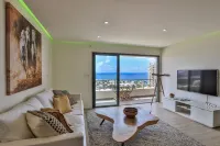 Oceanview 2BR-walking distance to Mullet bay Beach