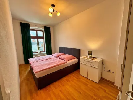 Kleine Feine Wohnung mit Balkon Отели рядом с достопримечательностью «Camping am Kühlhaus Görlitz - Alternativer Campingplatz trifft Industriekultur»