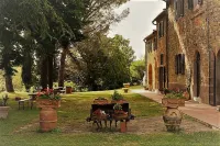 Charming spacious 1500s stone farmhouse with private pool