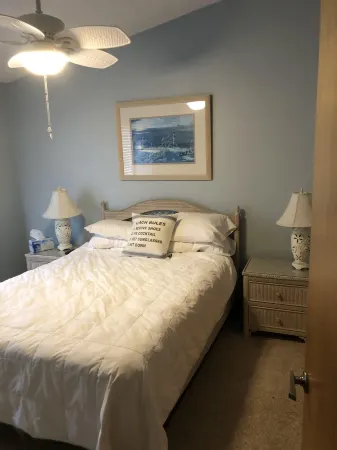 Serenity4Shore Отели рядом с достопримечательностью «Life is Good»