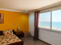 Luxurious 300 m2 apartment with sea view and Almadies terrace Hotels in 