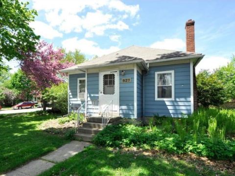 Beautiful Home Down the Street From Mayo