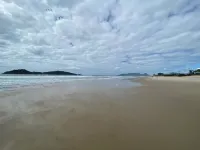 Lindo Apto em Condo Clube em Frente ao mar do Campeche