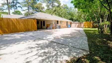 Beautiful apartment Отели рядом с достопримечательностью «Мерсер Ботаник Гарденс»