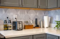 Modern Chic TownHouse: Art Decor / City Center & Pet-Friendly