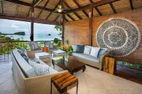Balinese Inspired Villa w/Panoramic Views & Pool. A/C in All Bedrooms