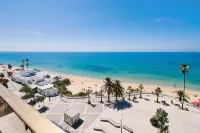 Fantastically beautiful flat directly on the sea with large balcony