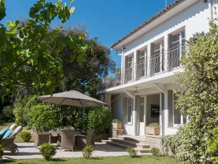 Exceptional Accommodation With Private  Pool And Sea Views