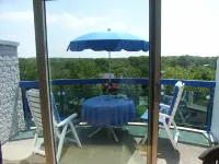Cozy apartment by the sea, w/ parquet w/ a south-facing balcony & indoor pool - 2 tähden