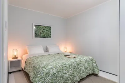 Koru Apartment - Waterview apartments . One bedroom Apartment with pool Hotels near Honey shop Tafra