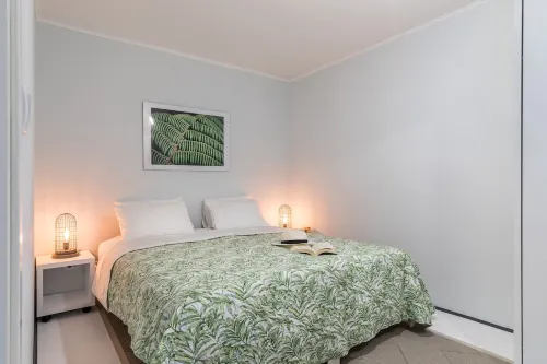 Koru Apartment - Waterview apartments . One bedroom Apartment with pool