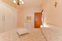 Independent house in the center-Casale Papandrea area 2km from the sea near Taormina-Etna Отели рядом с достопримечательностью «Casa Bianca»