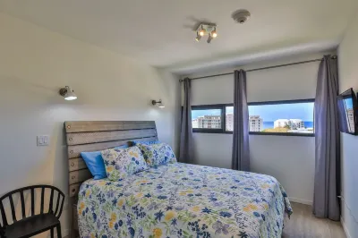 Oceanview 2BR-walking distance to Mullet bay Beach