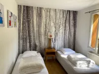 Superbe Appartement en rez de Chaussée de Villa Plein sud Hotels in Barcelonnette