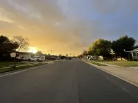 Near Claremont La Verne near highways 10 57 210 Memory foam Queen's bed Các khách sạn ở La Verne