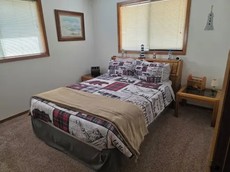 Packwood Big House : River View, AC, Wi-Fi, Covered Patio, Bar and Game Room! Отели рядом с достопримечательностью «La Wis Wis Campground»