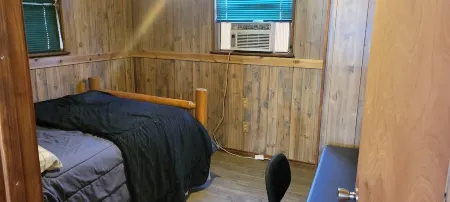 A rustic house on beautiful Caddo lake. Great fishing and kayaking and much more