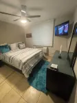 3 Bedrooms Apt. close to main beaches/ attractions