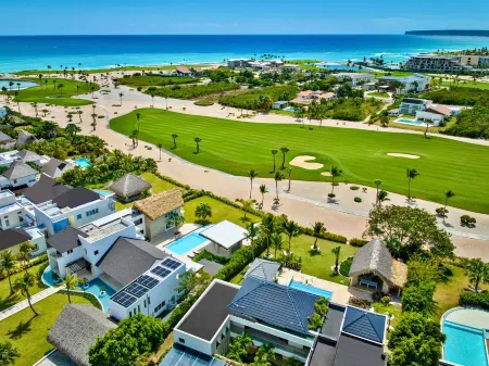 Cayuco 6-Luxury Ocean Villa on Hole #5 of Punta Espada w/Staff Close to St Regis